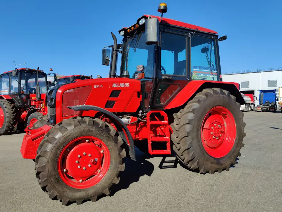 Фотография Трактор BELARUS-82.3