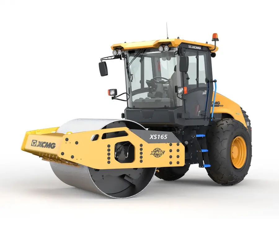 Каток одновальцовый грунтовый с гидравлическим полным приводом XS165