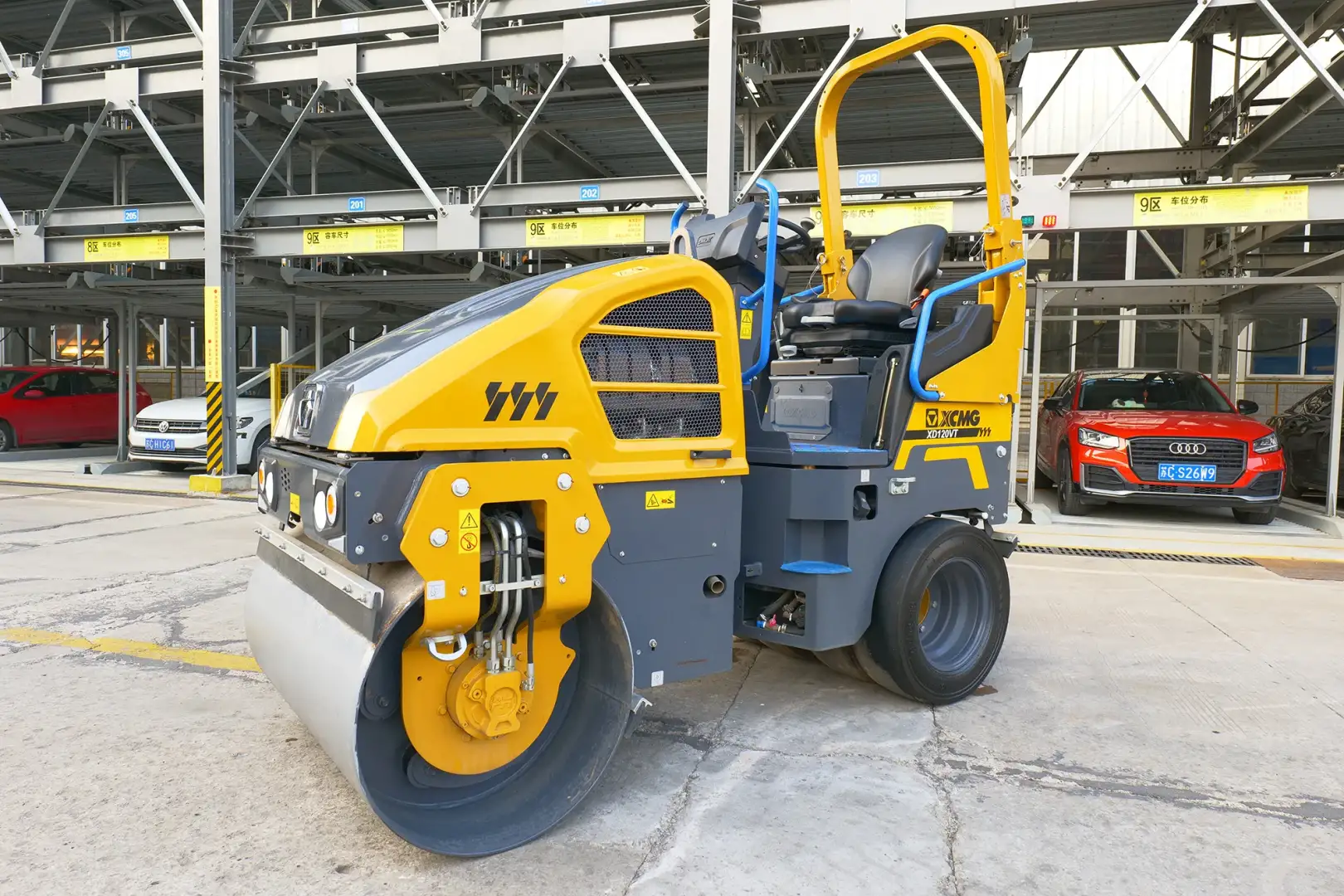 Фотография Каток тротуарный комбинированный XD120VT