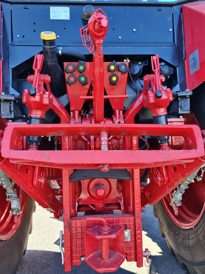 Фотография Трактор BELARUS-82.3